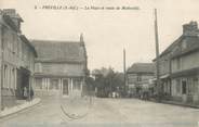 76 Seine Maritime / CPA FRANCE 76 "Fréville, la place et route de Motteville"
