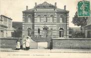 76 Seine Maritime / CPA FRANCE 76 "Grand Couronne, la gendarmerie"