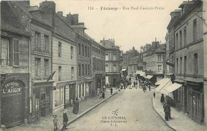 / CPA FRANCE 76 "Fécamp, rue Paul Casimir Périer"