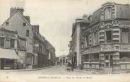 76 Seine Maritime / CPA FRANCE 76 "Gournay en Bray, rue de Paris et Halle"
