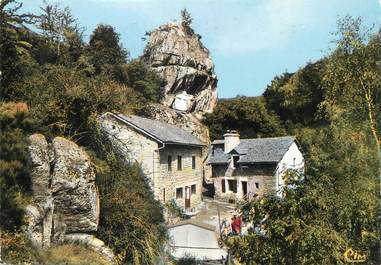 / CPSM FRANCE 48 "Saint Alban, rocher du Franquet et maison des éclaireurs de France"