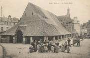 56 Morbihan / CPA FRANCE 56 "Auray, la vieille Halle"