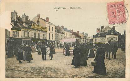 / CPA FRANCE 77 "Monterau, place au Blé"