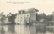 18 Cher / CPA FRANCE 18 "Ouzy, propriété du grand Séminaire de Bourges" / MOULIN