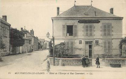 / CPA FRANCE 51 "Mourmelon le Grand, hôtel de l'Europe et rue Canrobert"