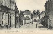 51 Marne / CPA FRANCE 51 "Mourmelon le Grand, rue Saint Martin et l'Alcazar"