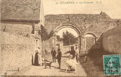 / CPA FRANCE 91 "Etampes, Le prieuré" / CHEVRE