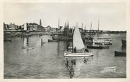 85 Vendee / CPSM FRANCE 85 "Saint Gilles sur Vie, le port" / BATEAU