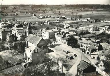 / CPSM FRANCE 24 "Le Pizou, l'église et le Bourg"