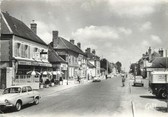 28 Eure Et Loir / CPSM FRANCE 28 "La Ferté Vidame, la grande rue de Laborde"