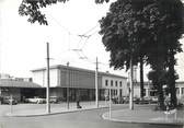 86 Vienne / CPSM FRANCE 86 "Poitiers, la gare SNCF"