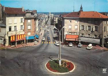 / CPSM FRANCE 87 "Limoges, place Denis Dussoubs"