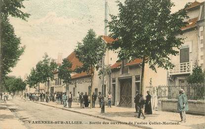 / CPA FRANCE 03 "Varennes sur Allier, sortie des ouvriers de l'usine Collet Meriaud"