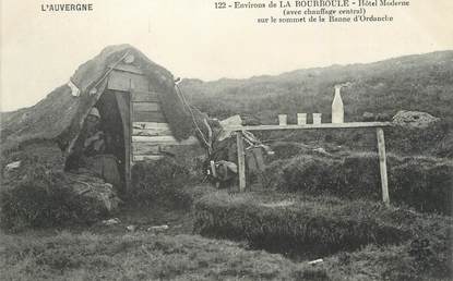 / CPA FRANCE 63 "Environs de La Bourboule, hôtel moderne"