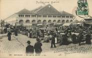 18 Cher / CPA FRANCE 18 "Bourges, un jour de marché"