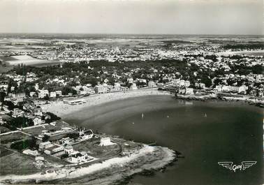 / CPSM FRANCE 17 "Royan Pontaillac, la plage"