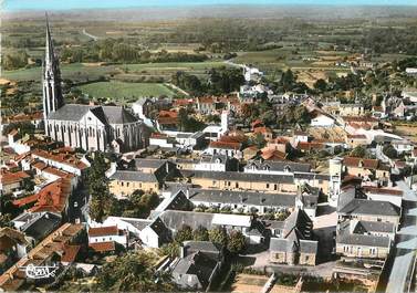 / CPSM FRANCE 44 "Le Loroux Bottereau, vue générale aérienne"