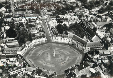 / CPSM FRANCE 62 "Arras, place du marché aux bestiaux"