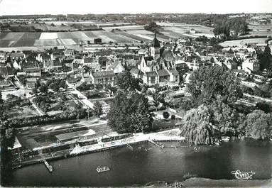 / CPSM FRANCE 72 "Luché Pringé, la plage vue aérienne"