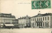 32 Ger CPA FRANCE 32 "Auch, Place de l'Hôtel de ville"