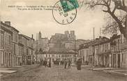 32 Ger CPA FRANCE 32 "Auch, Place de Strasbourg"