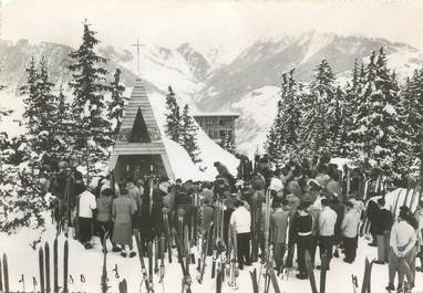 / CPSM FRANCE 73 "Courchevel, la messe des skieurs"