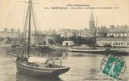35 Ille Et Vilaine  / CPA FRANCE 35 "Saint Malo, l'avant port, le clocher de la cathédrale" / BATEAU
