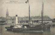 35 Ille Et Vilaine  / CPA FRANCE 35 "Saint Malo, port et grande porte" / BATEAU