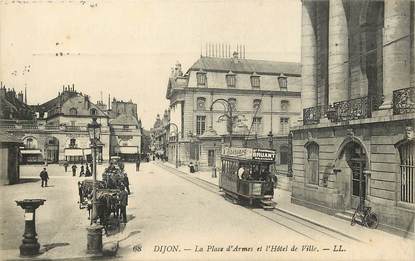 CPA FRANCE 21 "Dijon, la place d'Armes"