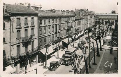 / CPSM FRANCE 26 "Valence, l'avenue de la gare"