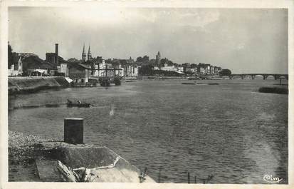 / CPSM FRANCE 71 "Macon, vue panoramique et la Saône"