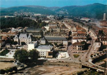 / CPSM FRANCE 71 "Le Creusot, vue aérienne sur le centre"