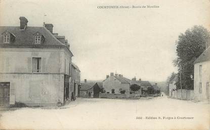 / CPA FRANCE 61 "Courtomer, route de moulins"