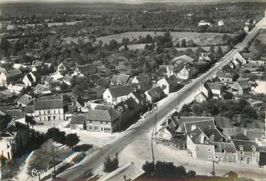 / CPSM FRANCE 61 "Bourg Saint Leonard, vue aérienne"