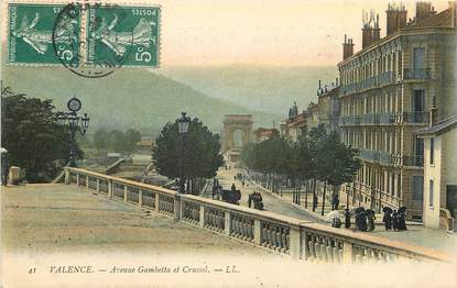 CPA FRANCE 26 "Valence, avenue Gambetta et Crussol"