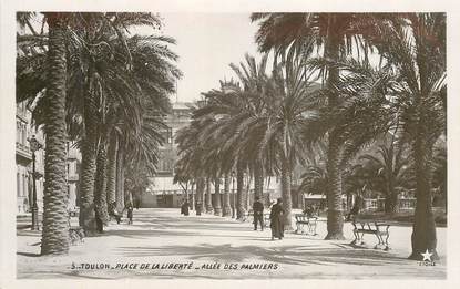 CPA FRANCE 83 "Toulon, place de la Liberté, allée des Palmiers" / Ed. ETOILE 