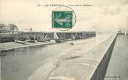 76 Seine Maritime / CPA FRANCE 76 "Le Tréport, les deux jetées"