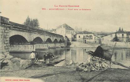 / CPA FRANCE 31 "Montréjeau, fontaine et place aux veaux "