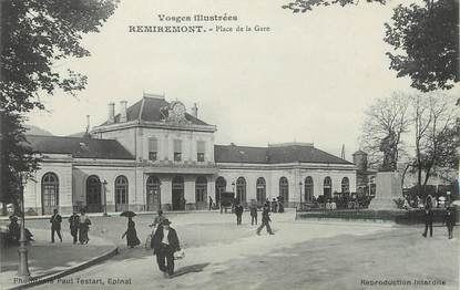 / CPA FRANCE 88 "Remiremont, place de la gare"