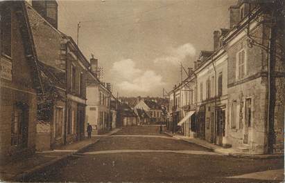 / CPA FRANCE 37 "Saint Flovier, la route de Loches"