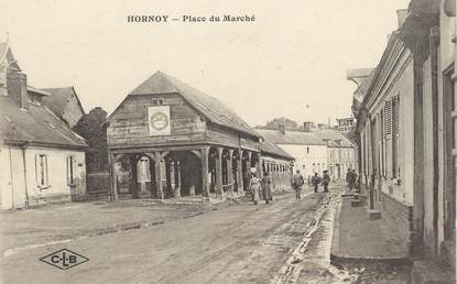 / CPA FRANCE 80 "Hornoy, place du Marché"
