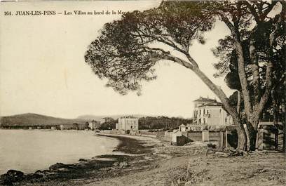 CPA FRANCE 06 "Juan les Pins, les villas au bord de la mer"