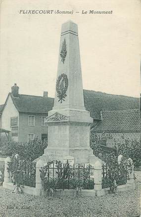 / CPA FRANCE 80 "Flixecourt, le monument"