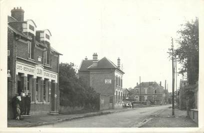 / CPSM FRANCE 80 "Esmery-Hallon, le grand'rue"