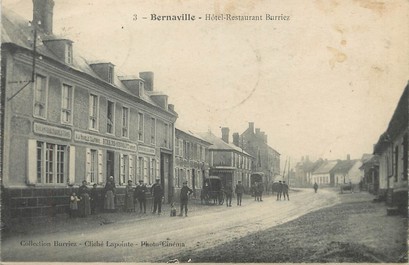 / CPA FRANCE 80 "Bernaville, hôtel restaurant Burriez"