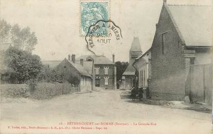  / CPA FRANCE 80 "Bethancourt sur Somme, la grande rue"