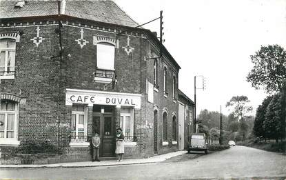  / CPSM FRANCE 80 "Vaux sur Somme, place de l'église"