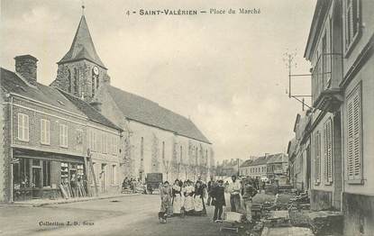 CPA FRANCE 89  "Saint Valérien, Place du Marché"