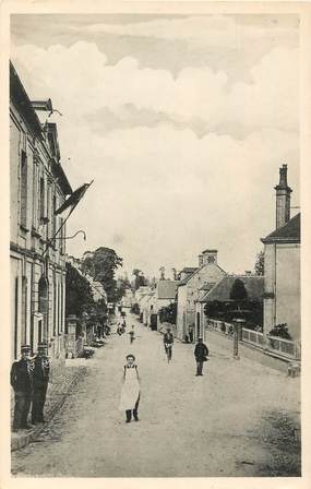 / CPSM FRANCE 14 "Trévières, gendarmerie et rue du Calvaire"