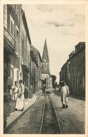 / CPSM FRANCE 14 "Trévières, rue de l'église"